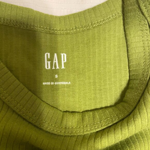 Gap Chartreuse Green Ribbed Scoopneck Tank Top - Picture 3 of 3